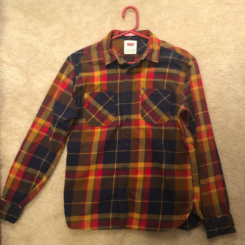 Funky Levi’s flannel for men size small